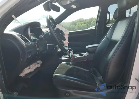 2017 Jeep Grand Cherokee Laredo z USA, uszkodzony, nr VIN 1C4RJFAG5HC919005